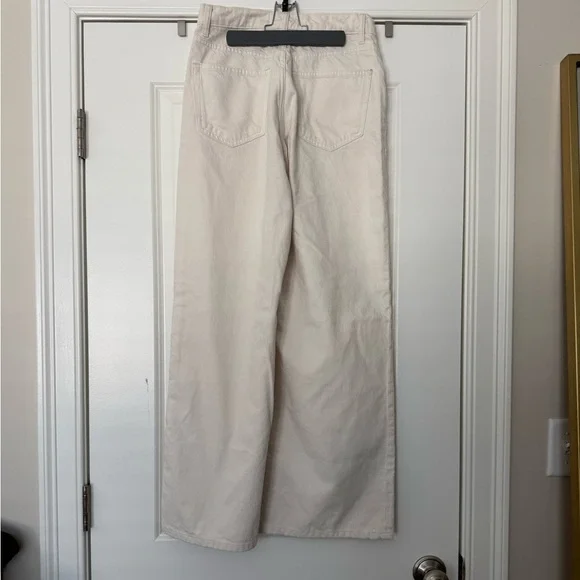 Reformation Cary High Rise Slouchy Wide Leg Jeans in Fior Di Latte (US 4/27) - Picture 4 of 6